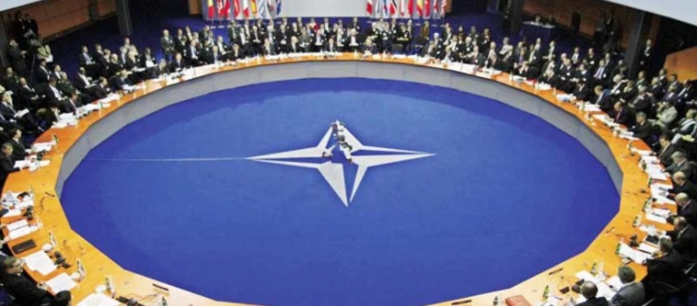 Το NATO προειδοποιεί τη Ρωσία για «τεράστιες συνέπειες και υψηλό τίμημα» σε περαιτέρω επιθετικότητα κατά της Ουκρανίας